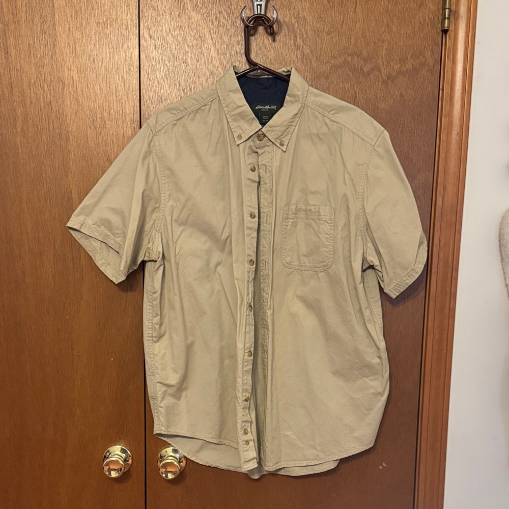 Eddie Bauer Men's Khaki Casual Button Down Shirt